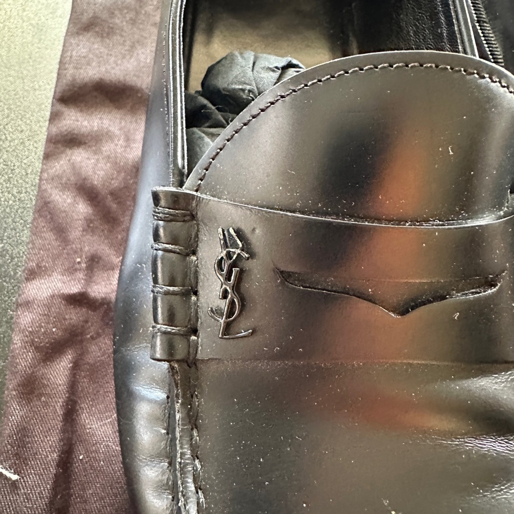 Saint Laurent Le Loafers Penny in Glazed Leathet - Picture 3 of 7